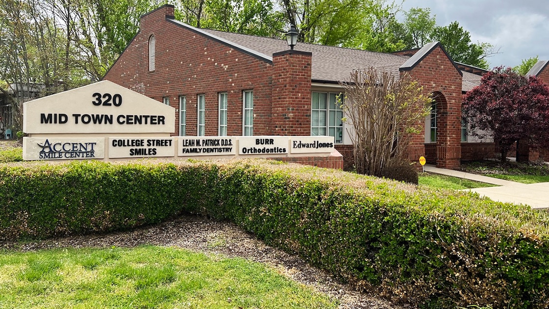 Office Exterior Photo